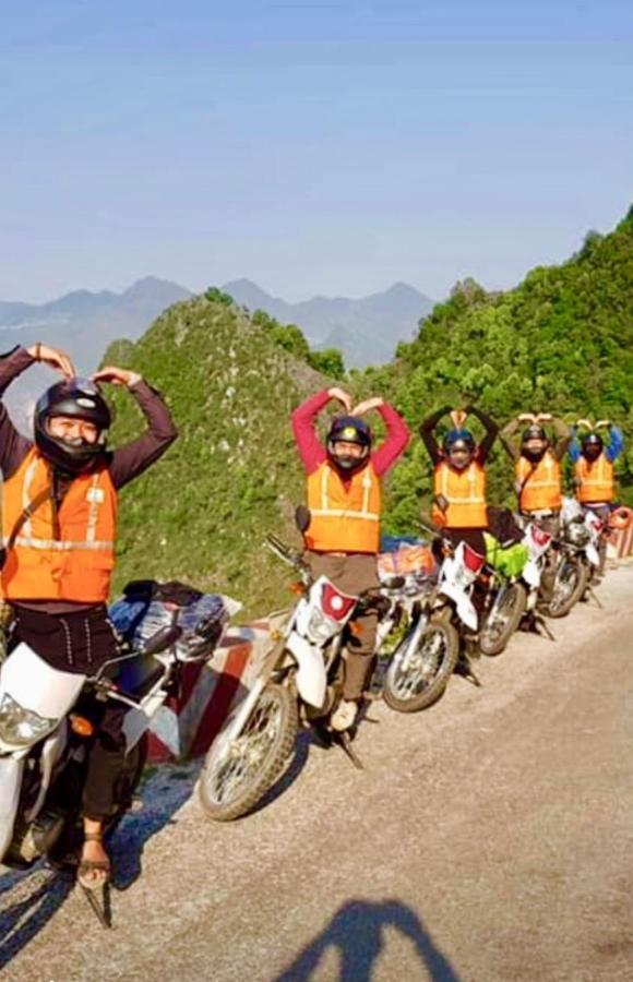 Sun Ha Giang Hotel-Tours-Motorbike Rental Zewnętrze zdjęcie