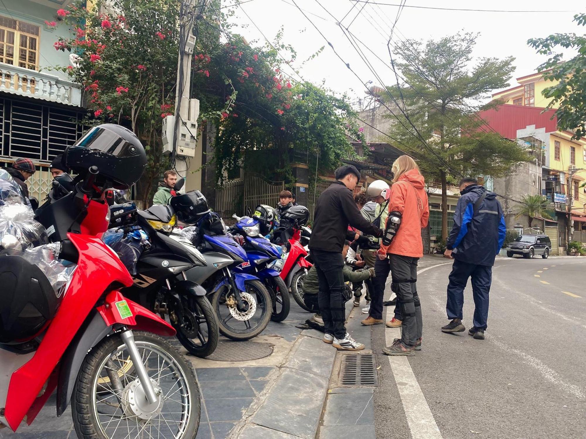 Sun Ha Giang Hotel-Tours-Motorbike Rental Zewnętrze zdjęcie