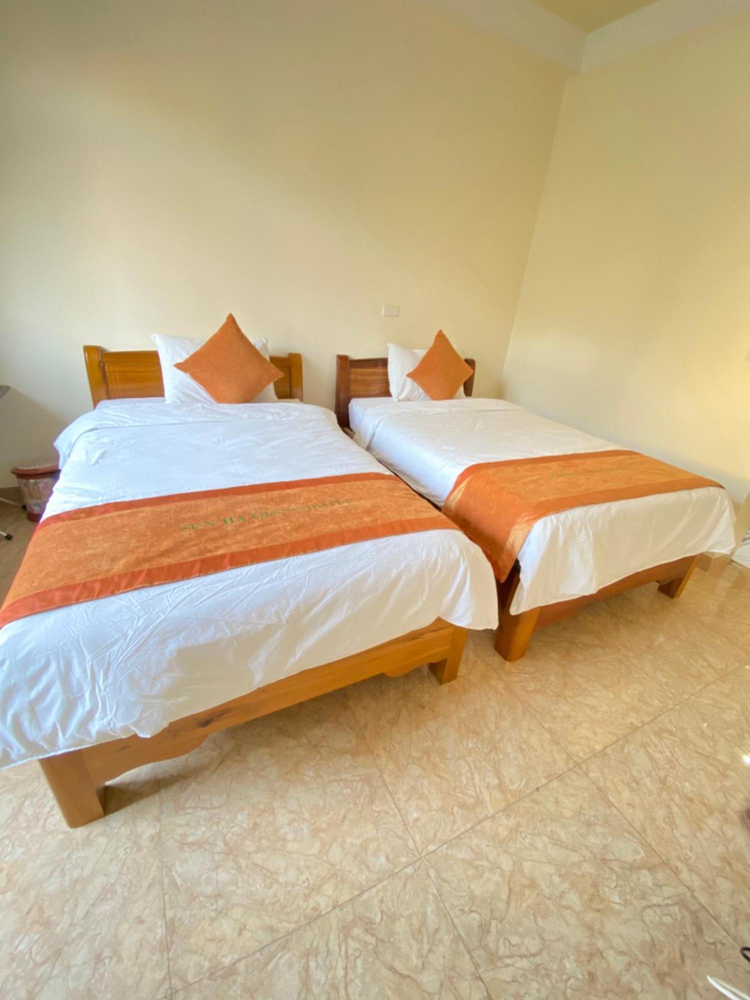 Sun Ha Giang Hotel-Tours-Motorbike Rental Zewnętrze zdjęcie